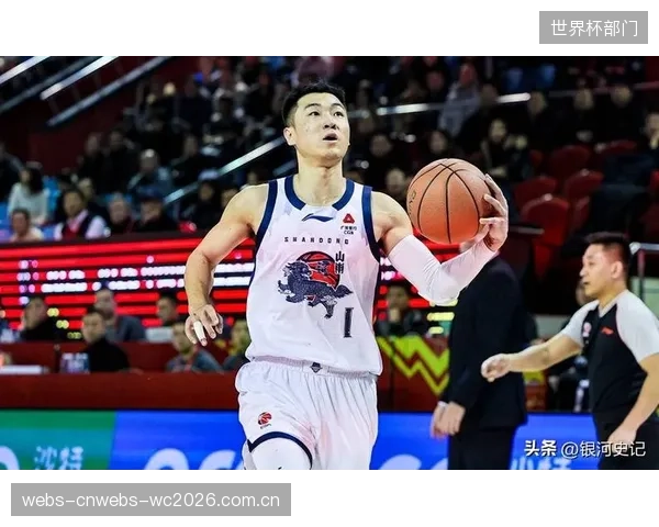 山东高速确认续约陶汉林与高诗岩,以稳定球队内线与后场基本盘。 山东高速确认续约陶汉林与高诗岩,以稳定球队内线与后场基本盘。